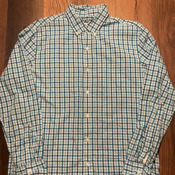 Old navy regular fit shirt - Picture 3 of 4